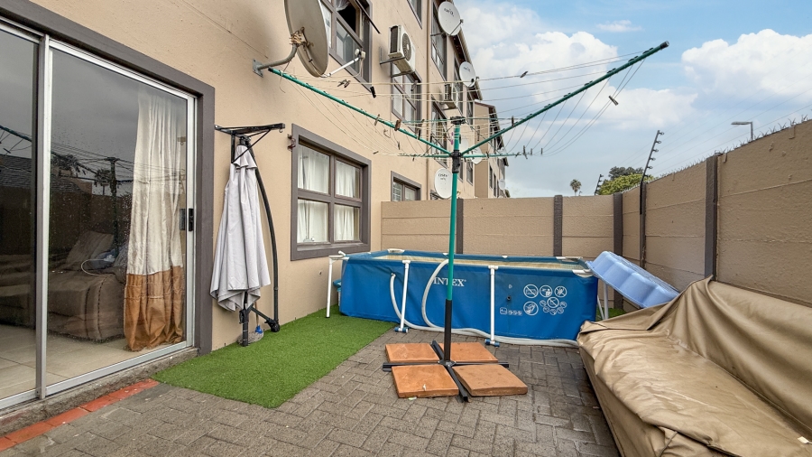 2 Bedroom Property for Sale in Windsor Park Western Cape